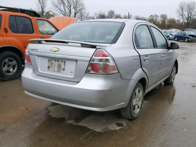 KL1TD56EX9B635365 - 2009 CHEVROLET AVEO LS SILVER photo 4