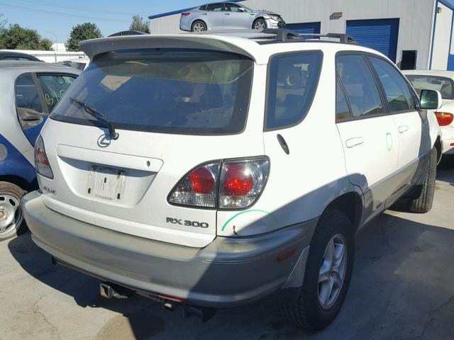 JTJGF10U710099579 - 2001 LEXUS RX 300 WHITE photo 4