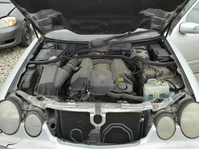 WDBJF82JX2X070377 - 2002 MERCEDES-BENZ E 320 4MAT SILVER photo 7