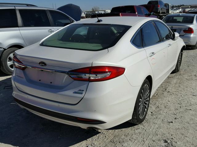 3FA6P0HD6HR228342 - 2017 FORD FUSION SE WHITE photo 4