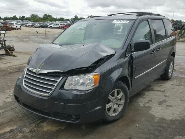 2A4RR5D18AR270740 - 2010 CHRYSLER TOWN & COU BLACK photo 2