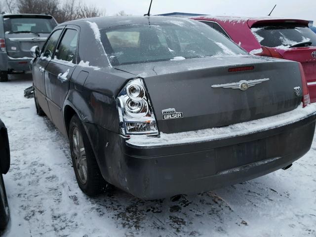 2C3LK63H58H250339 - 2008 CHRYSLER 300C GRAY photo 3