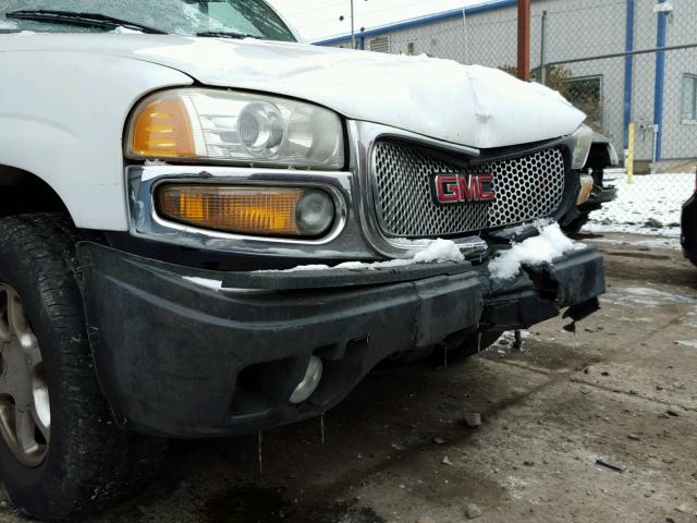 1GKFK66U82J325451 - 2002 GMC DENALI XL WHITE photo 9