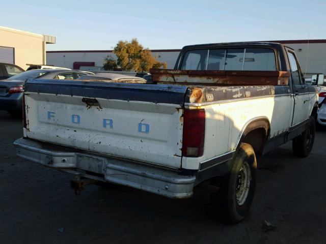 1FTEF26F0DRA10475 - 1983 FORD F250 BLUE photo 4