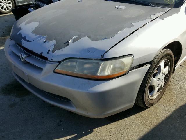 1HGCG6677WA268953 - 1998 HONDA ACCORD EX SILVER photo 9