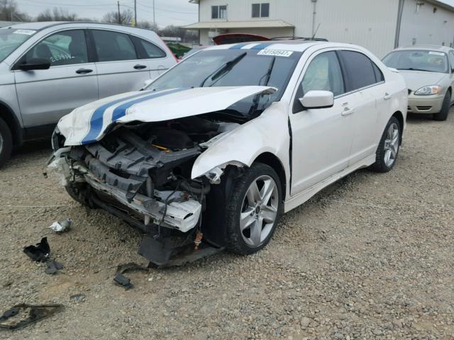 3FAHP0KC7CR259309 - 2012 FORD FUSION SPO WHITE photo 2