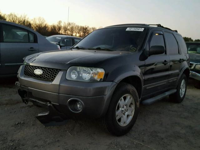 1FMYU03166KC95240 - 2006 FORD ESCAPE XLT BLACK photo 2