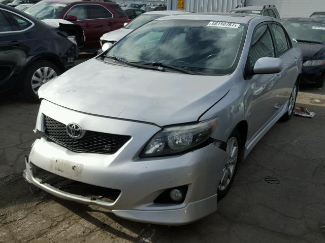 1NXBU40E89Z019025 - 2009 TOYOTA COROLLA BA SILVER photo 2