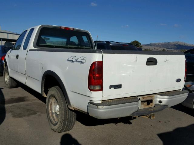 1FTRX18W5YNC21755 - 2000 FORD F150 WHITE photo 3