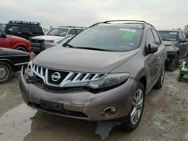 JN8AZ1MU4AW011566 - 2010 NISSAN MURANO S BROWN photo 2