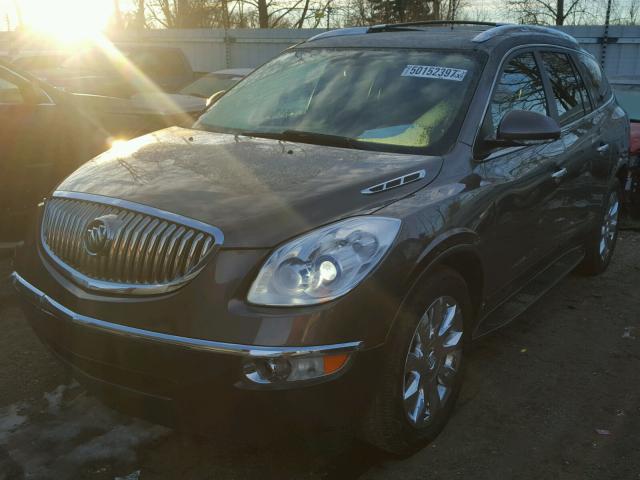 5GALVCED2AJ182261 - 2010 BUICK ENCLAVE CX BROWN photo 2