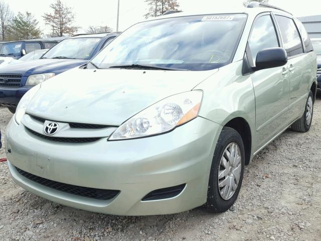 5TDZK23C49S271754 - 2009 TOYOTA SIENNA CE GREEN photo 2