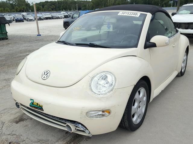 3VWCK21Y83M312606 - 2003 VOLKSWAGEN NEW BEETLE 棕色 照片 2