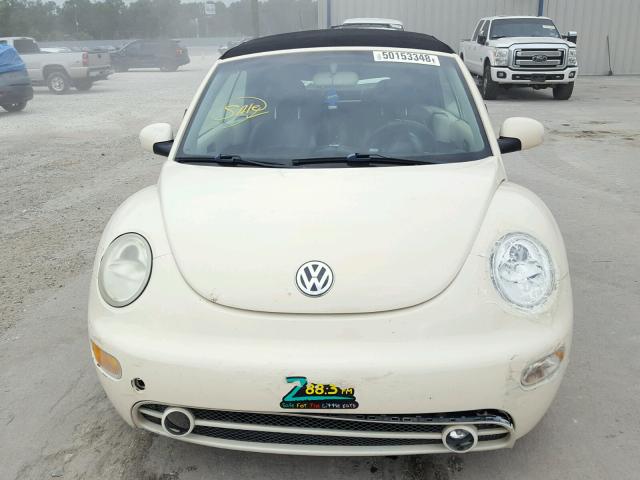 3VWCK21Y83M312606 - 2003 VOLKSWAGEN NEW BEETLE 棕色 照片 9