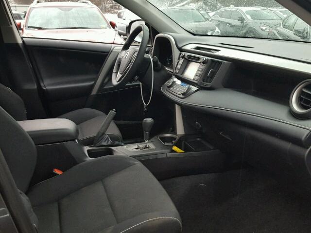 2T3RFREV5JW704061 - 2018 TOYOTA RAV4 ADVEN GRAY photo 5