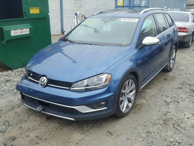 3VWH17AUXHM526717 - 2017 VOLKSWAGEN GOLF ALLTR BLUE photo 2