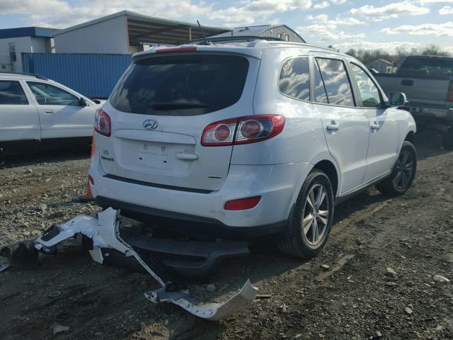 5XYZHDAG2CG123896 - 2012 HYUNDAI SANTA FE S WHITE photo 4