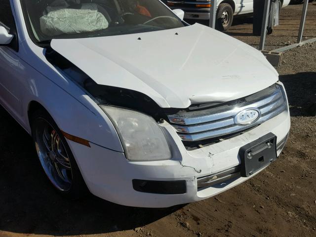 3FAHP07Z47R280640 - 2007 FORD FUSION SE WHITE photo 9