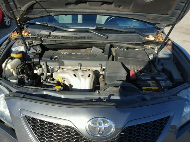 4T1BE46K27U558750 - 2007 TOYOTA CAMRY GRAY photo 7