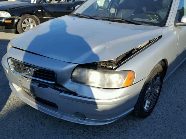 YV1RS592272620425 - 2007 VOLVO S60 2.5T SILVER photo 9