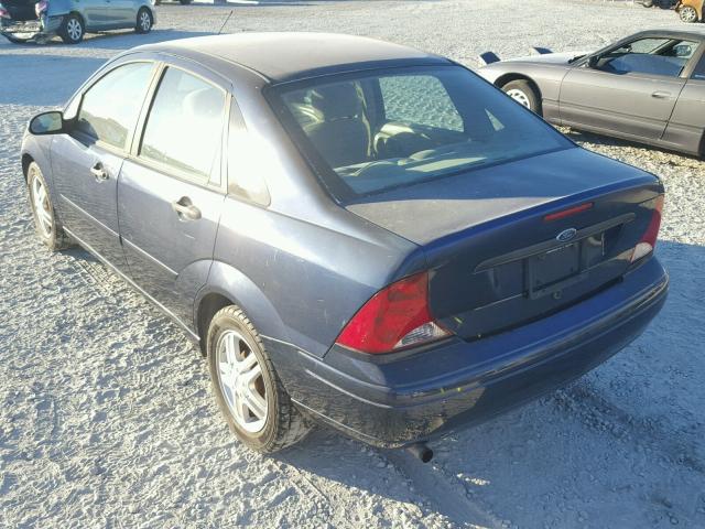 1FAFP34P33W180452 - 2003 FORD FOCUS SE BLUE photo 3