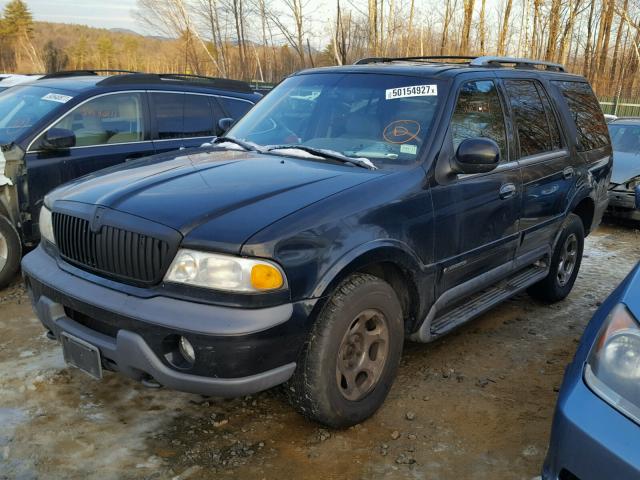 5LMPU28L1WLJ27482 - 1998 LINCOLN NAVIGATOR BLACK photo 2