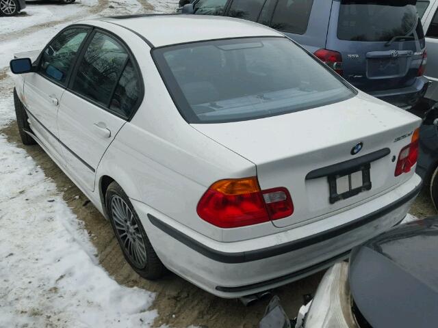 WBAAV33401EE79966 - 2001 BMW 325 I WHITE photo 3