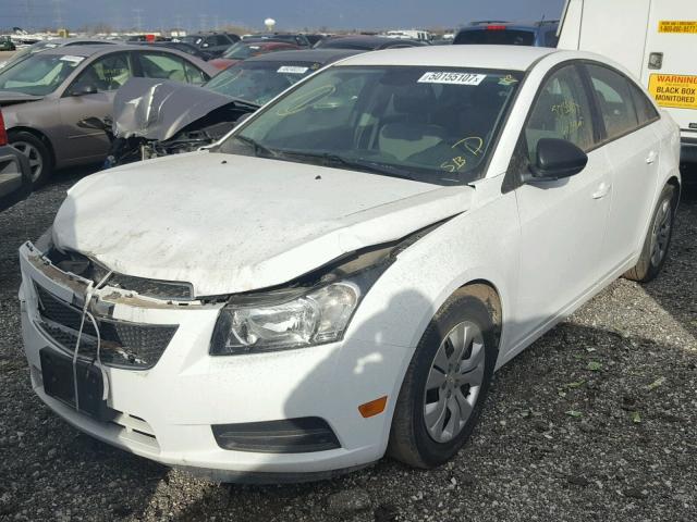 1G1PA5SH4E7119205 - 2014 CHEVROLET CRUZE LS WHITE photo 2