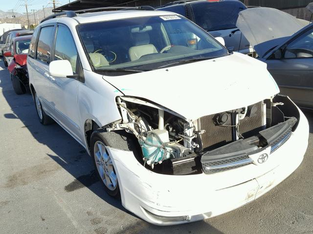 5TDZA22C55S247302 - 2005 TOYOTA SIENNA XLE WHITE photo 1