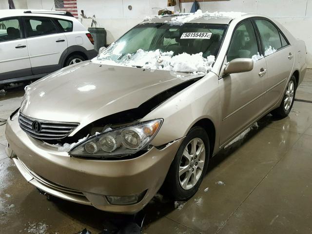 4T1BE30KX6U125775 - 2006 TOYOTA CAMRY LE ოქროსფერი ფოტო 2