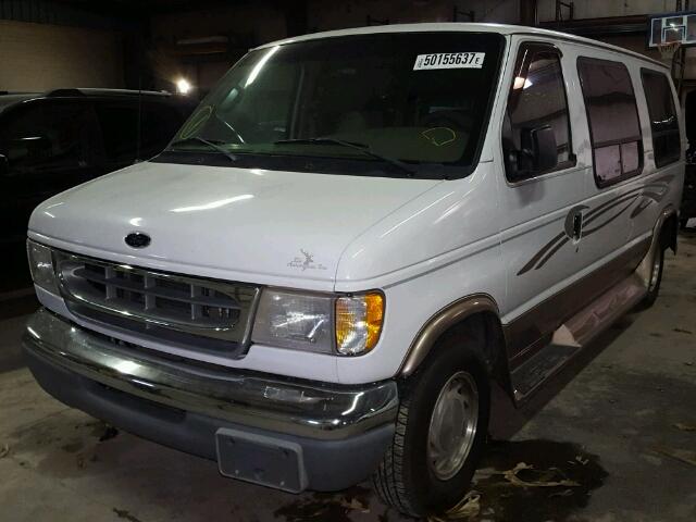 1FDRE14W81HA69787 - 2001 FORD ECONOLINE WHITE photo 2