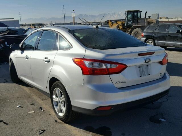 1FADP3F23EL420421 - 2014 FORD FOCUS SE SILVER photo 3