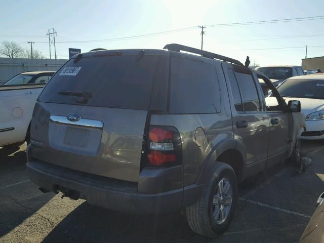 1FMEU63E56ZA10012 - 2006 FORD EXPLORER X GRAY photo 4