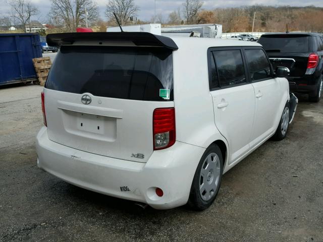 JTLZE4FE5CJ030181 - 2012 TOYOTA SCION XB WHITE photo 4