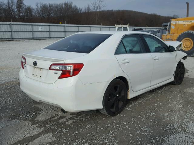 4T1BF1FK2EU745754 - 2014 TOYOTA CAMRY L SILVER photo 4