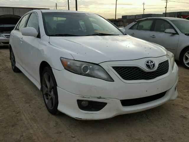 4T1BK3EK0BU624516 - 2011 TOYOTA CAMRY SE WHITE photo 1