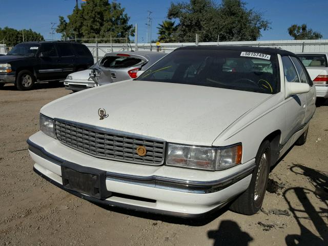 1G6KD52Y8TU267724 - 1996 CADILLAC DEVILLE WHITE photo 2