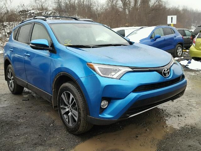 JTMRFREV5HD209379 - 2017 TOYOTA RAV4 XLE BLUE photo 1