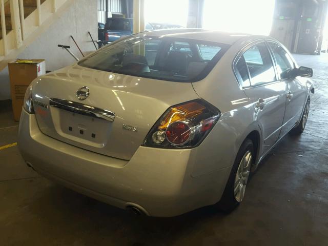 1N4AL2AP2BN417876 - 2011 NISSAN ALTIMA BAS SILVER photo 4