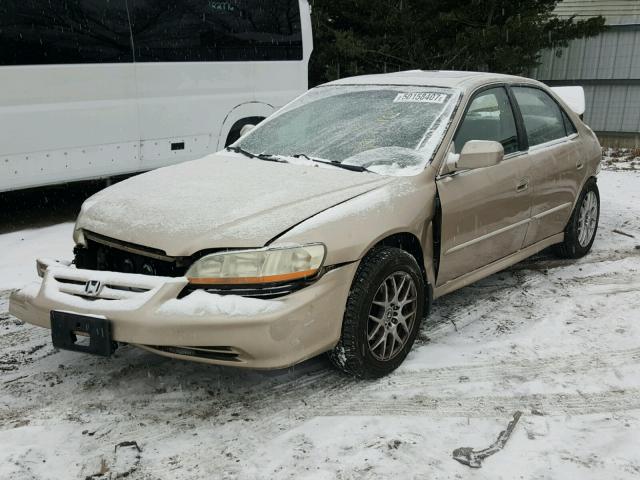 1HGCG16561A000857 - 2001 HONDA ACCORD EX GOLD photo 2