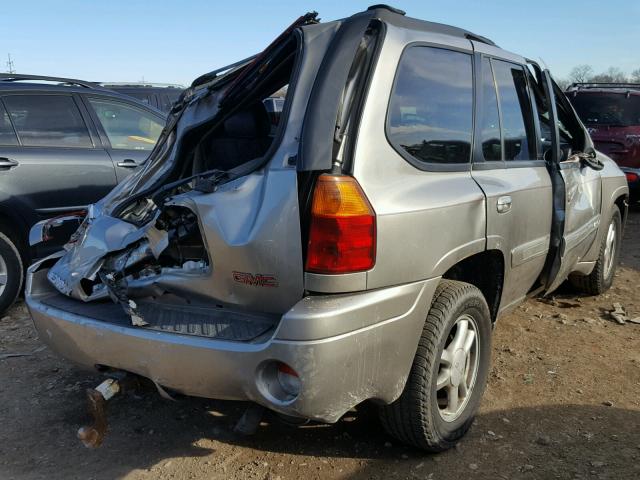 1GKDT13S722201837 - 2002 GMC ENVOY SILVER photo 4