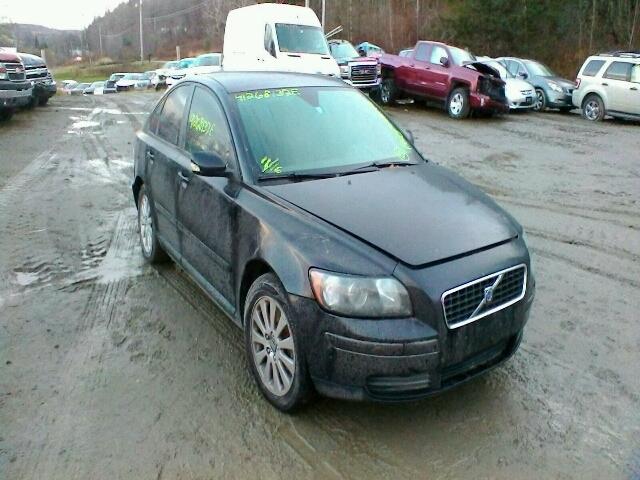 YV1MS390352103905 - 2005 VOLVO S40 2.4I BLACK photo 1