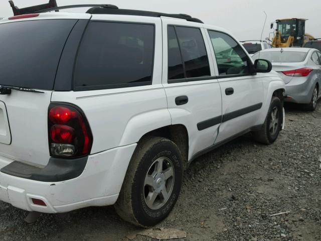 1GNDS13S352239379 - 2005 CHEVROLET TRAILBLAZE WHITE photo 4