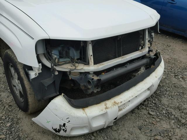 1GNDS13S352239379 - 2005 CHEVROLET TRAILBLAZE WHITE photo 9