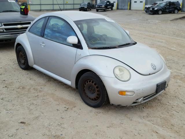 3VWCF21C8YM441378 - 2000 VOLKSWAGEN NEW BEETLE 银色 照片 1