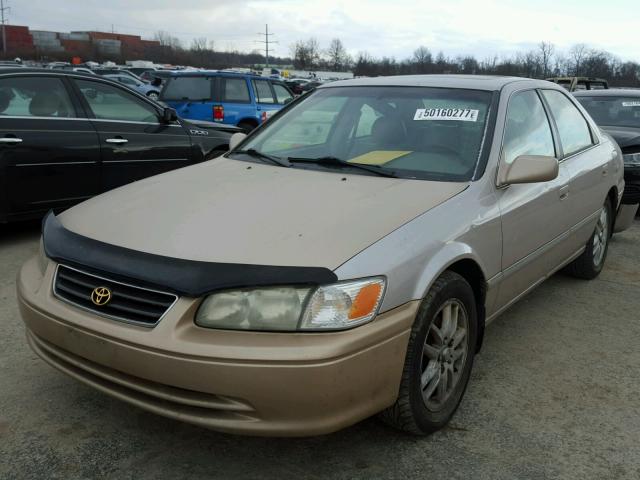 4T1BF28K91U123200 - 2001 TOYOTA CAMRY LE TAN photo 2