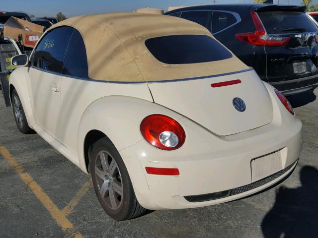 3VWRF31Y06M300605 - 2006 VOLKSWAGEN NEW BEETLE 白色 照片 3