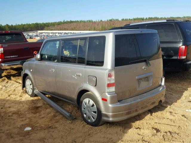 JTLKT324464038421 - 2006 TOYOTA SCION XB SILVER photo 3