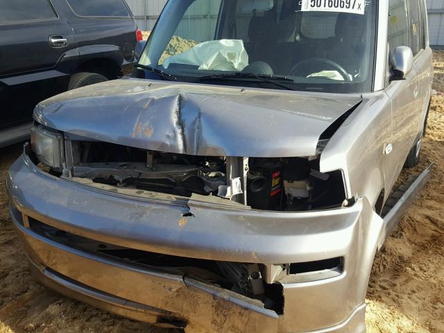 JTLKT324464038421 - 2006 TOYOTA SCION XB Plata foto 9