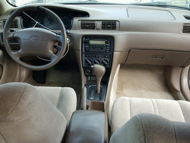 4T1BG22K8YU937970 - 2000 TOYOTA CAMRY CE BEIGE photo 9